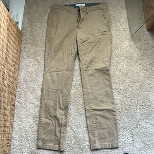 Men’s Khaki Pants 32W x 33L
